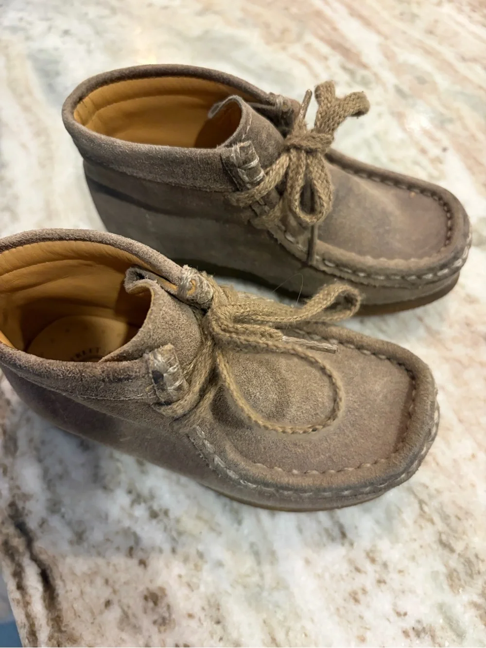 Clarks wallabee boots